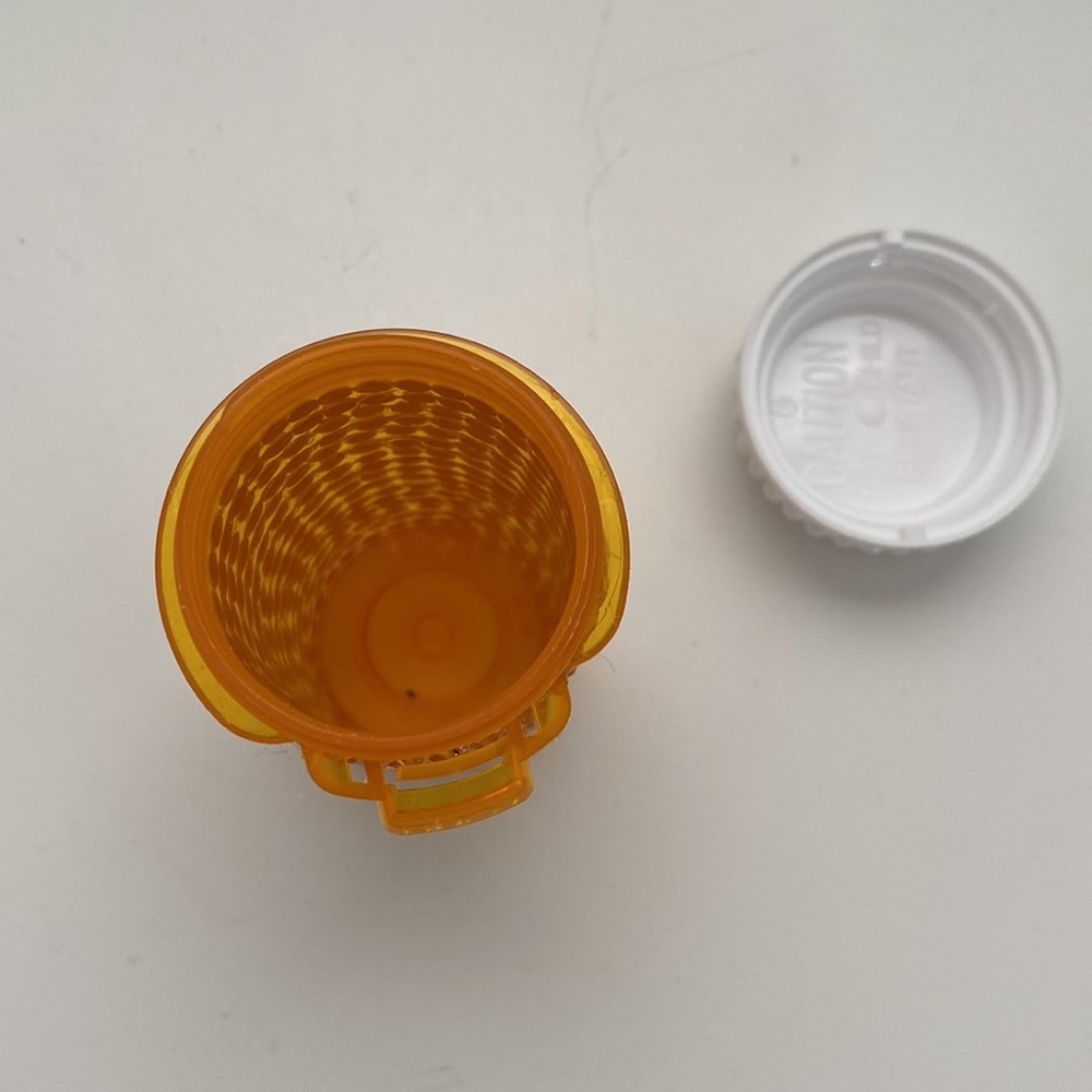 Rhinestone RX pill bottle - Picture 6 of 7